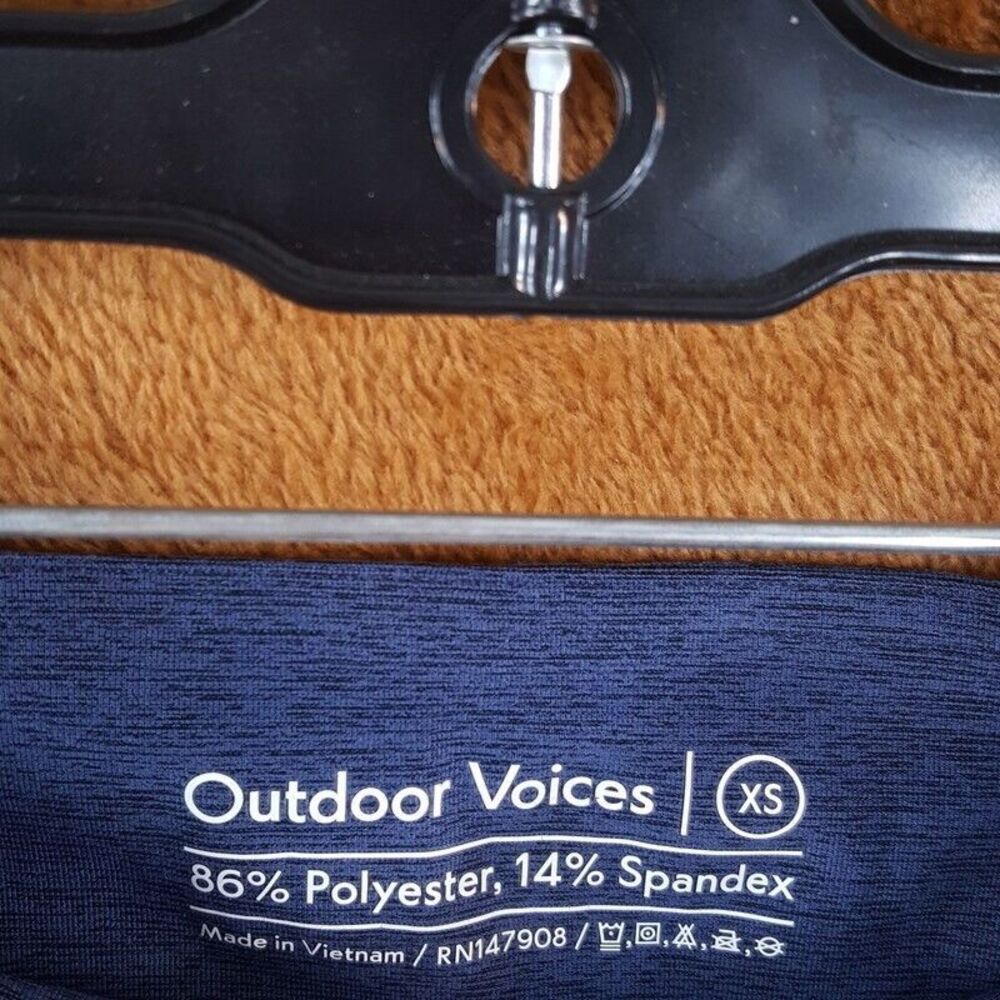 OUTDOOR VOICES Womens Leggings XS Blue Pull On TECHSWEAT 3/4 Crop Athletic Gym - Picture 3 of 7